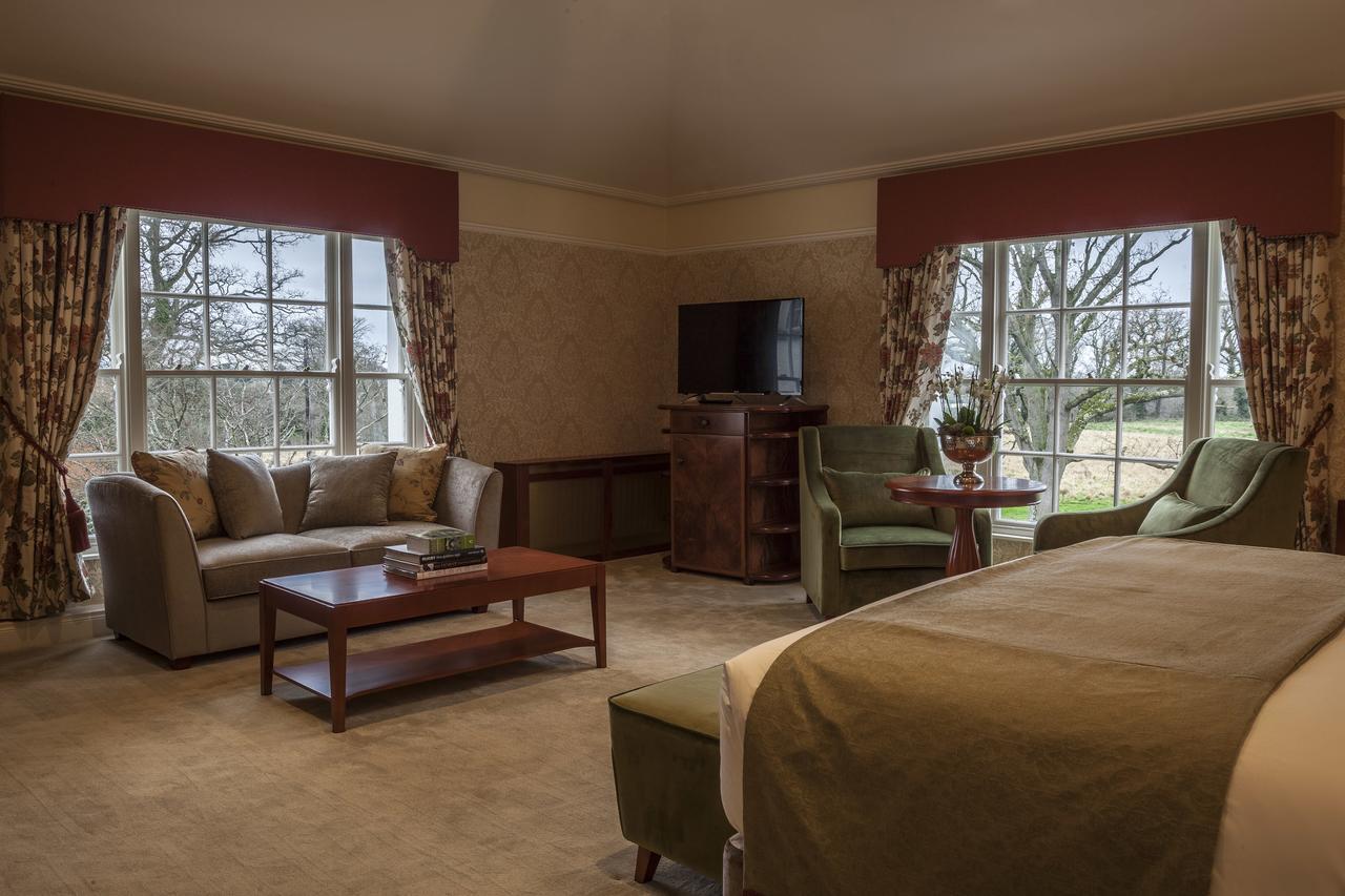 Leixlip Manor Hotel Bagian luar foto