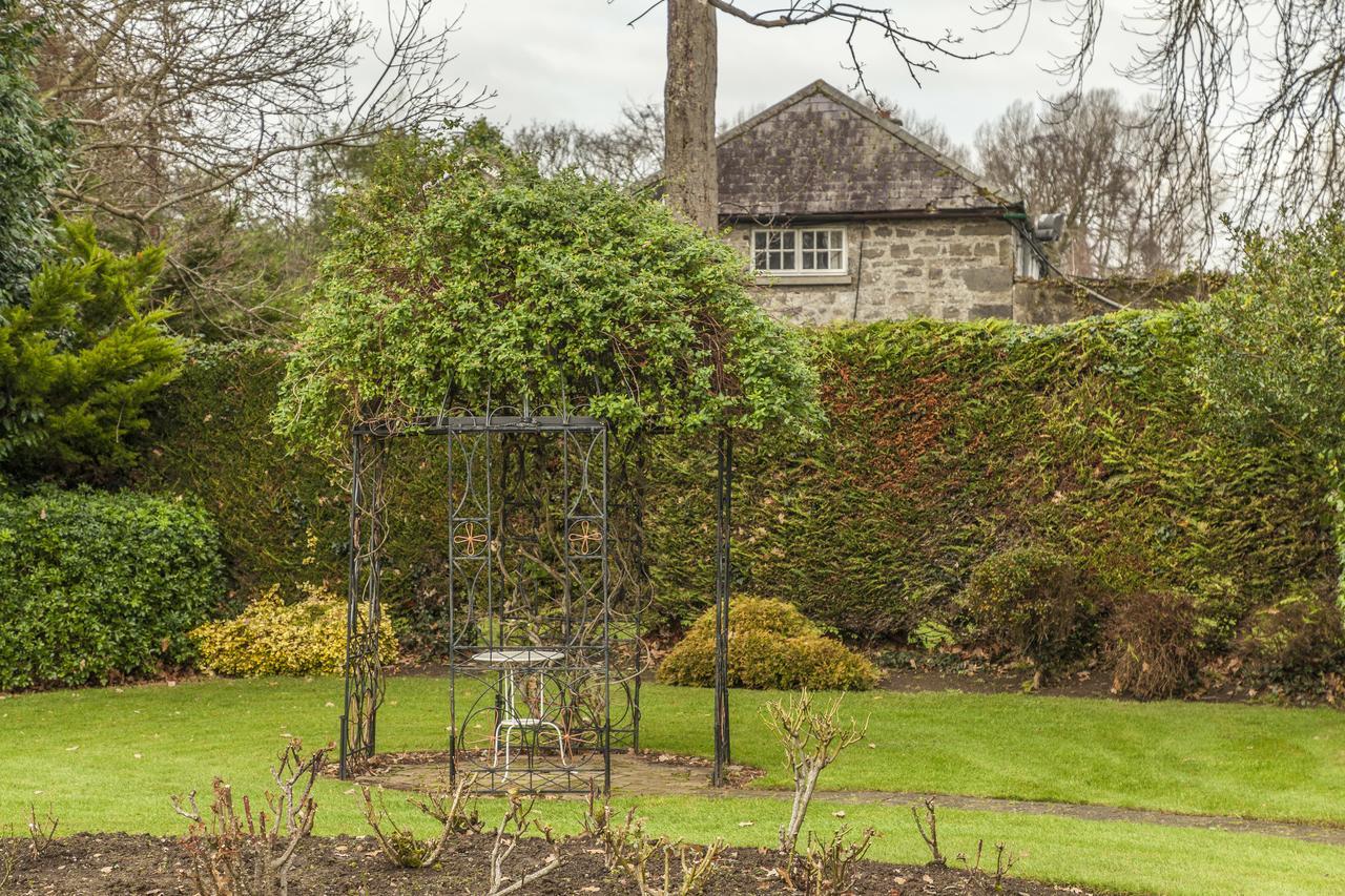Leixlip Manor Hotel Bagian luar foto